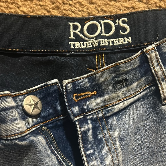 4 preowned pairs of women’s size 13-14. - Picture 7 of 13